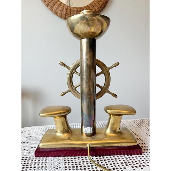 Italian Foresti and Suardi Captain's Boat Anchor Lamp - Solid Brass & Teak Wood - Picture 5 of 7